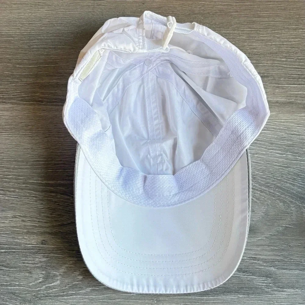 Nike Reflective Running Hat NWOT Unisex